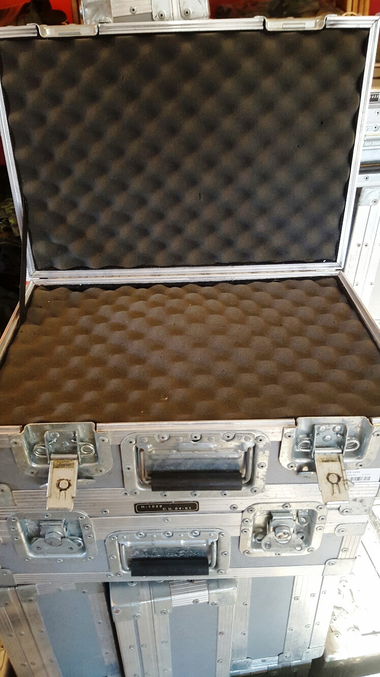 Briefcase style Road Case